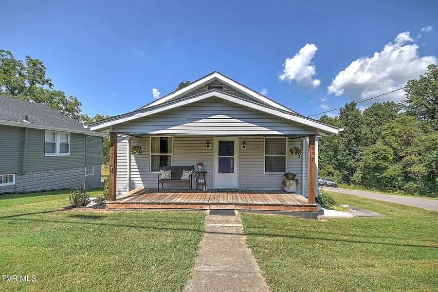520 Texas Avenue, Bristol, VA 24201 - #2