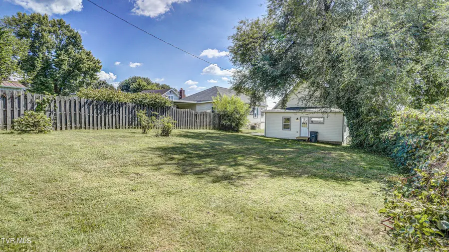 1106 Cherry Street, Kingsport, TN 37660 - #3