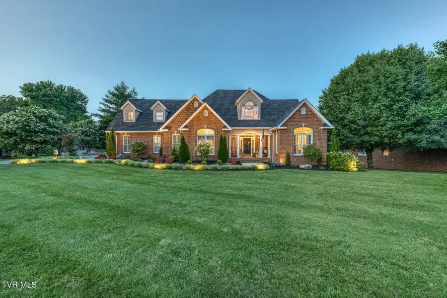 106 Wedgewood Circle, Elizabethton, TN 37643 - #3