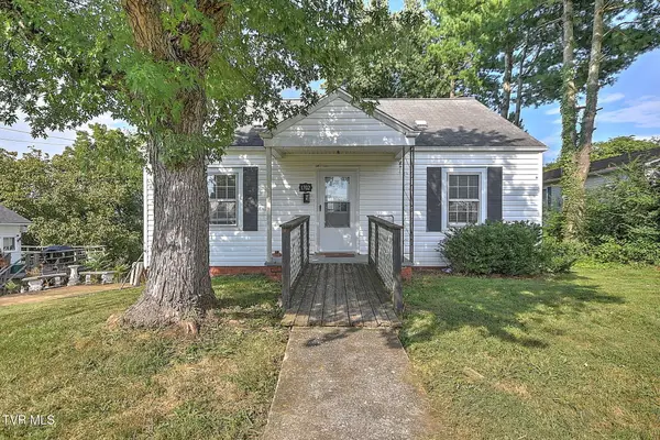 1702 Pierce Street, Kingsport, TN 37664