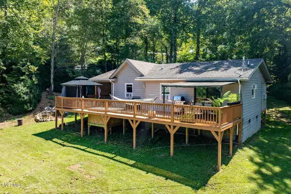 778 Poga Road, Butler, TN 37640
