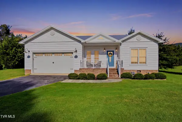 120 Sunny Lane, Unicoi, TN 37692