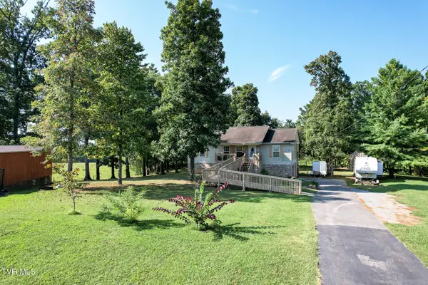 621 Keene Circle, Dandridge, TN 37725