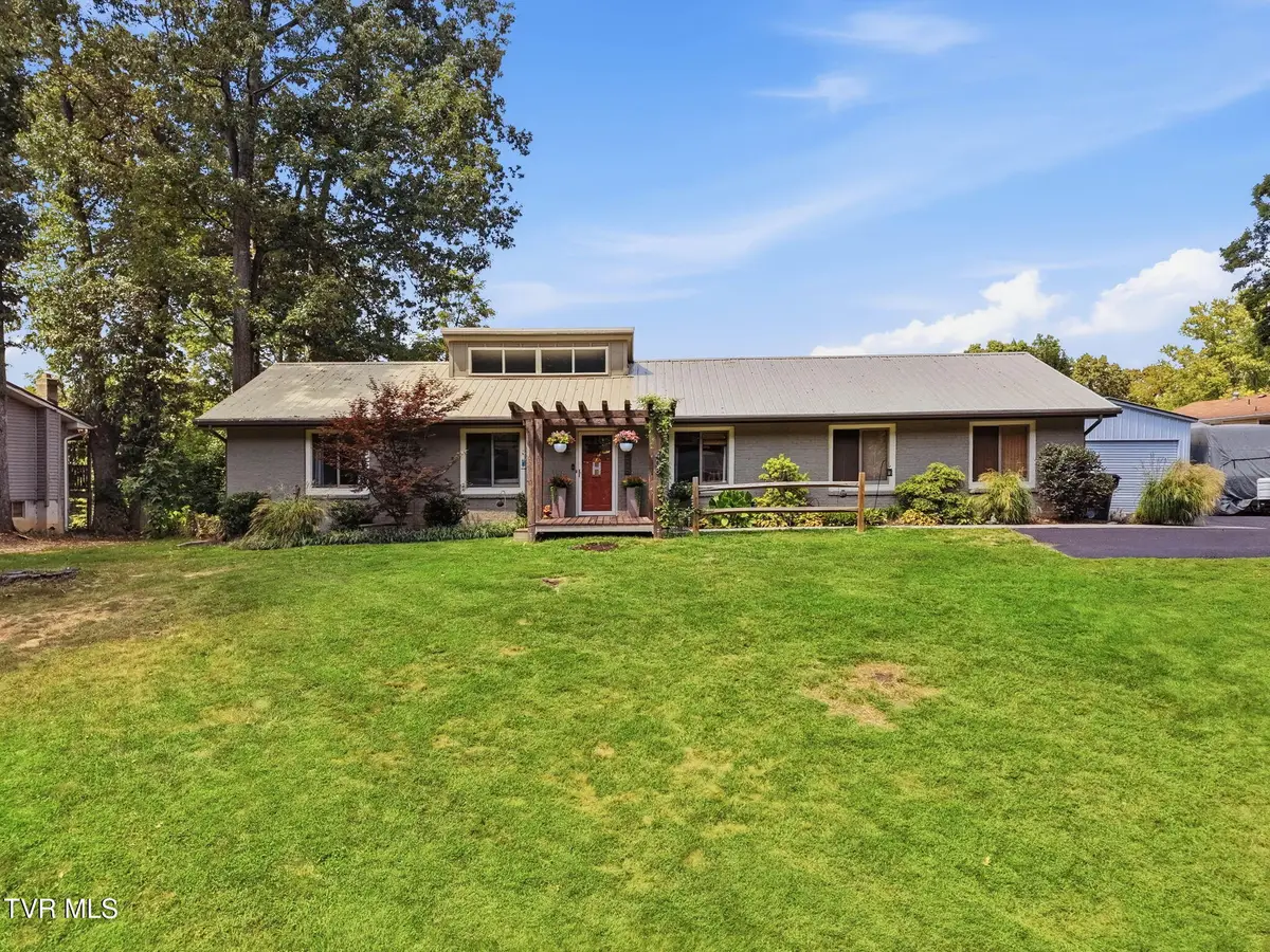 408 Beechwood Circle, Bristol, TN 37620 - #1