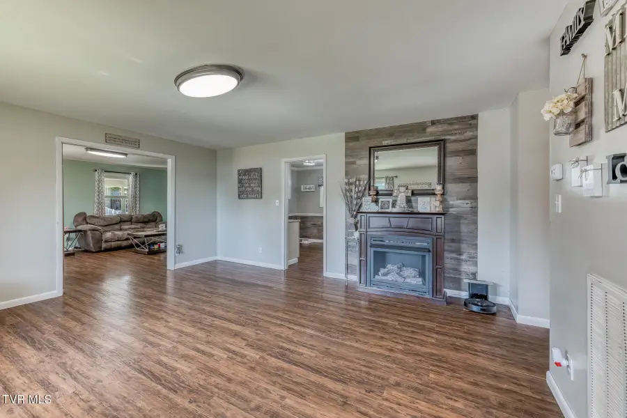 174 Sparks Road, Johnson City, TN 37601 - #3