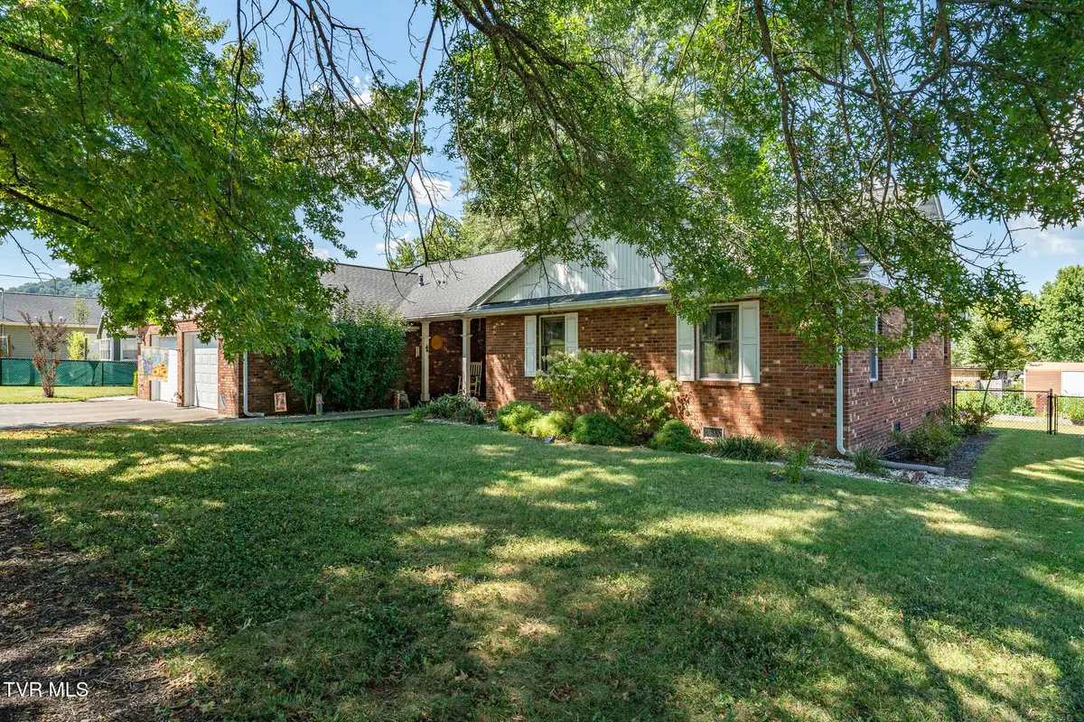 107 Jamie Elaine Drive, Elizabethton, TN 37643 - #1