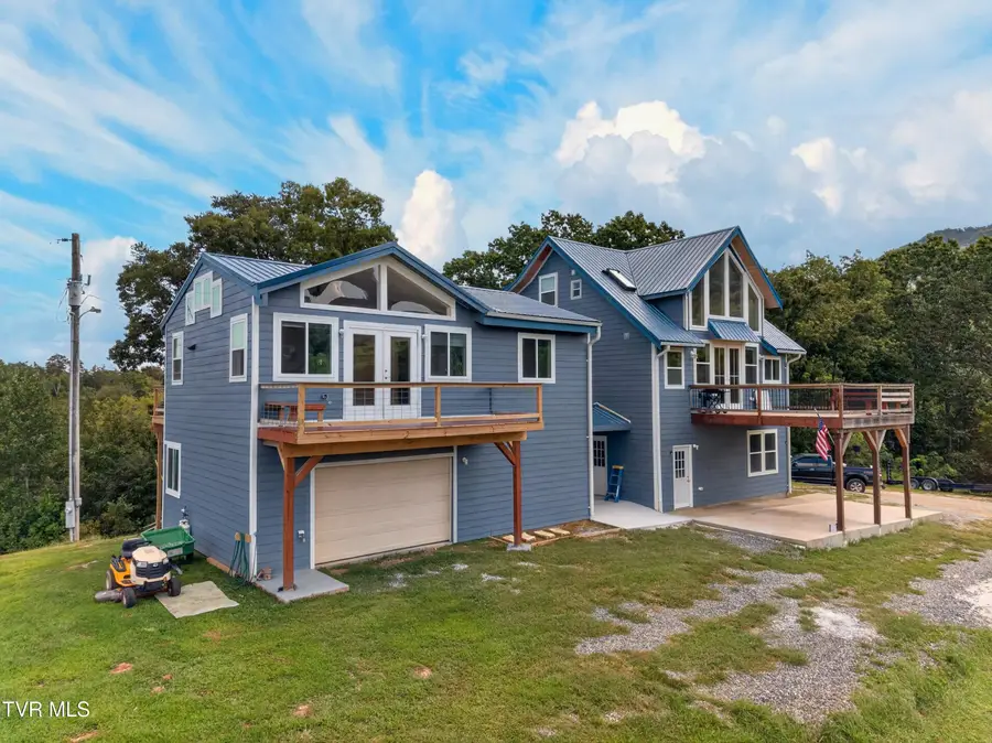 349 Notch Gap Road, Thorn Hill, TN 37881 - #3