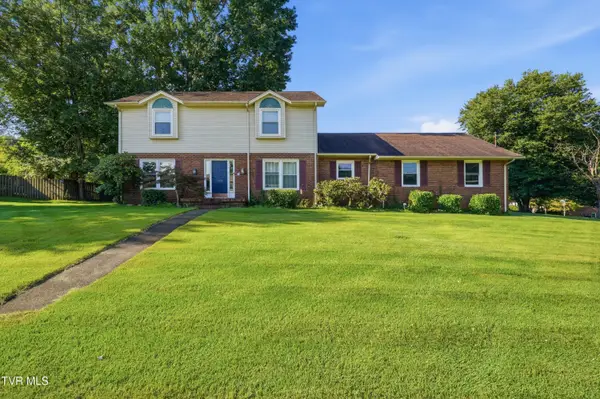 208 Coralwood Drive, Kingsport, TN 37663