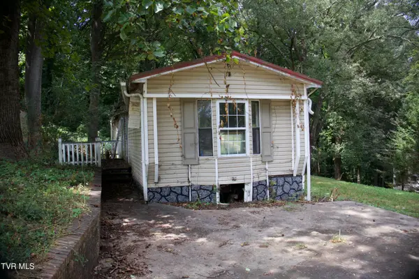 110 Renee Drive, Johnson City, TN 37601