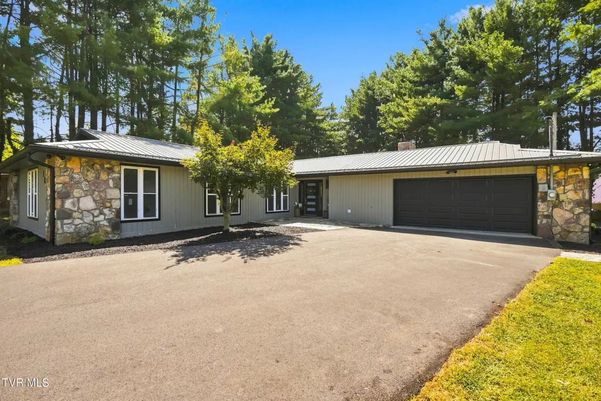 2016 Arlington Drive, Kingsport, TN 37663 - #1
