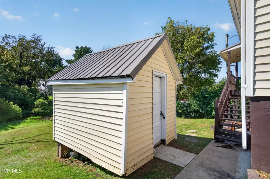 1009 Vermont Avenue, Bristol, VA 24201 - #2