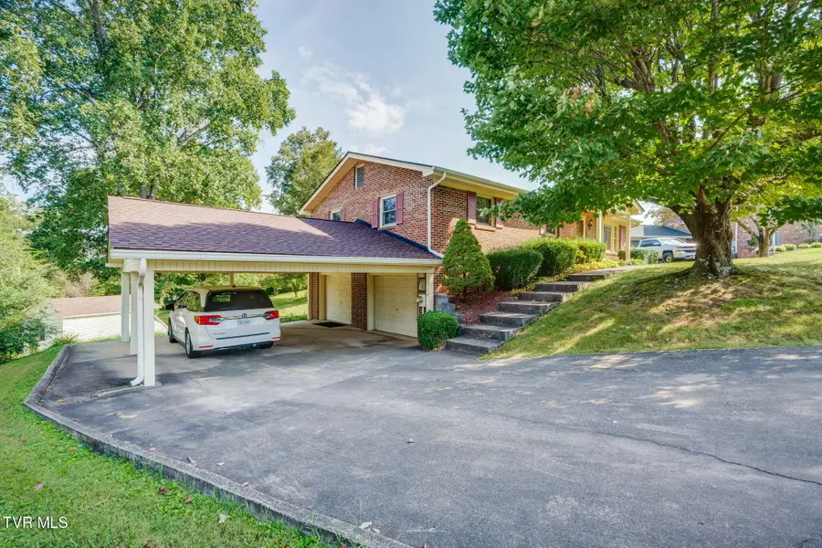 551 Meadowcrest Drive, Bristol, VA 24201 - #3