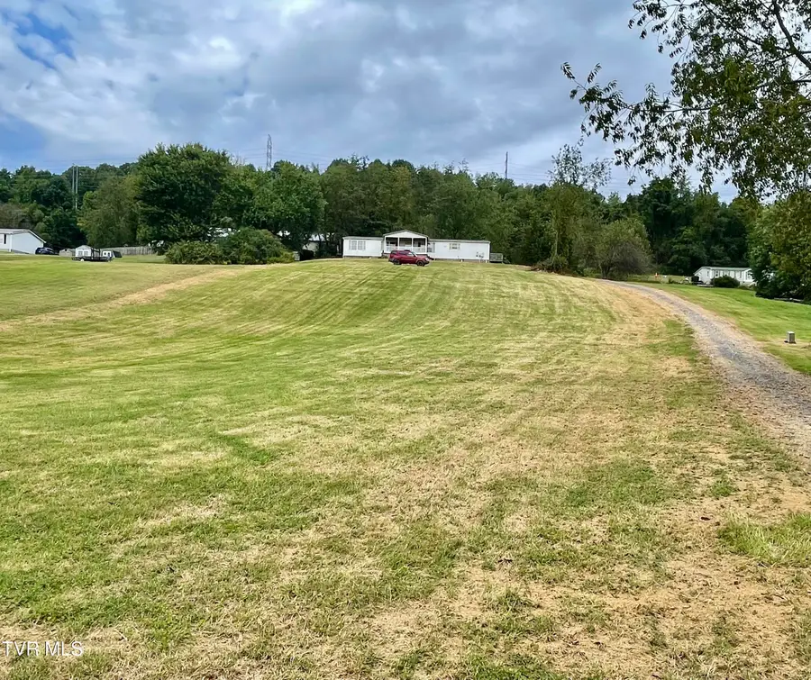 14143 Wallace Pike, Bristol, VA 24202 - #2