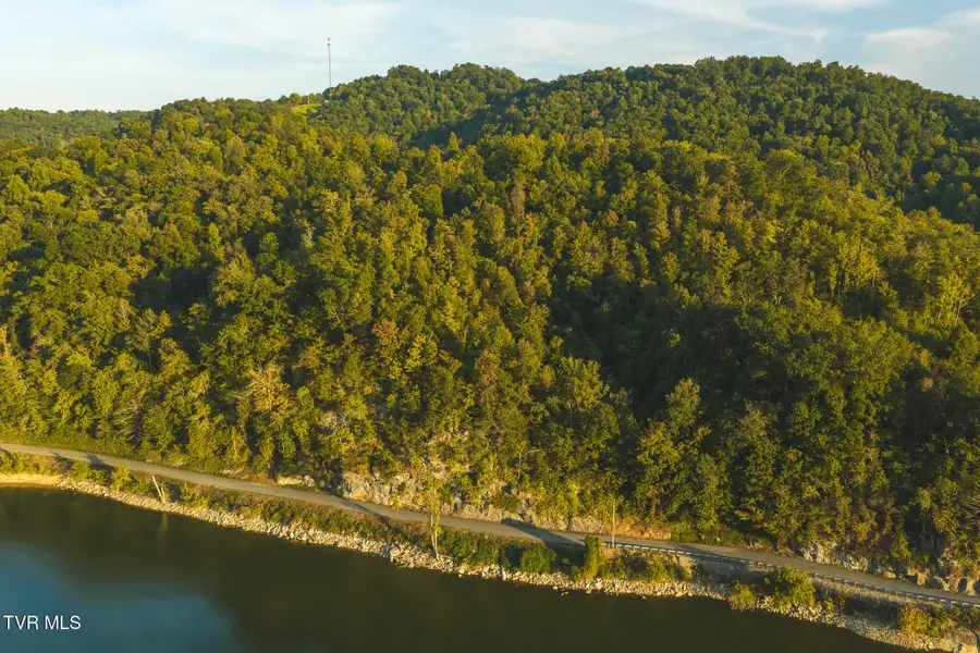 605 Bullen Valley Road, Thorn Hill, TN 37881 - #2