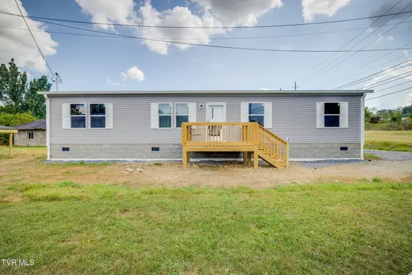 2537 Sullivan Gardens Parkway, Kingsport, TN 37660
