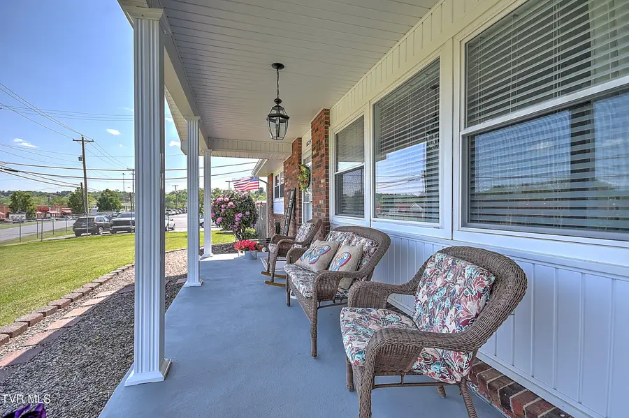 1825 Pinebrook Drive, Kingsport, TN 37660 - #3