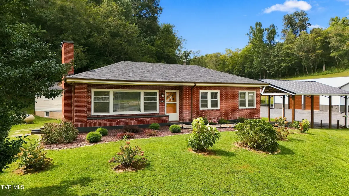 157 7th Avenue, Dungannon, VA 24245 - #1