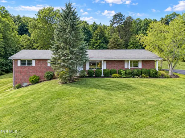 701 Pine Ridge Road, Johnson City, TN 37601
