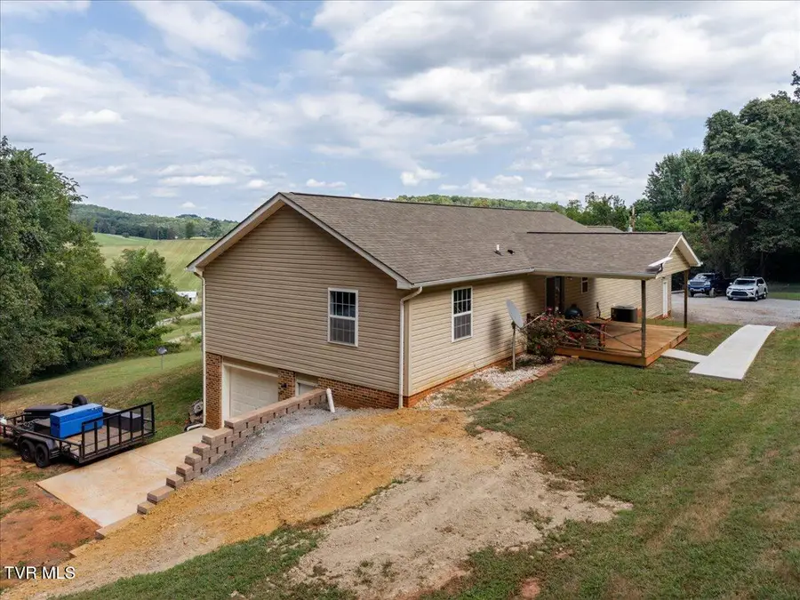 711 Okolona Road, Church Hill, TN 37642 - #3