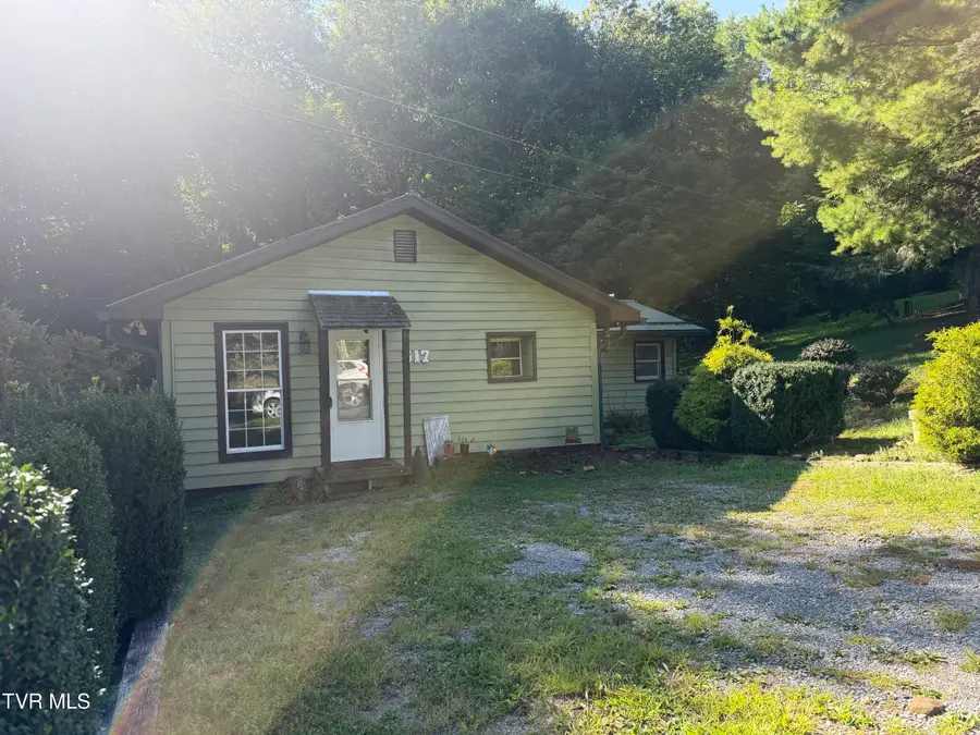 517 Burbank Road, Roan Mountain, TN 37687 - #2