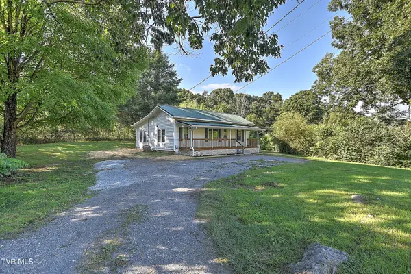 875 South Pickens Bridge Road, Johnson City, TN 37615
