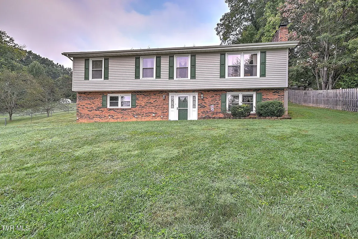 6391 Old Jonesboro Road, Bristol, TN 37620 - #1
