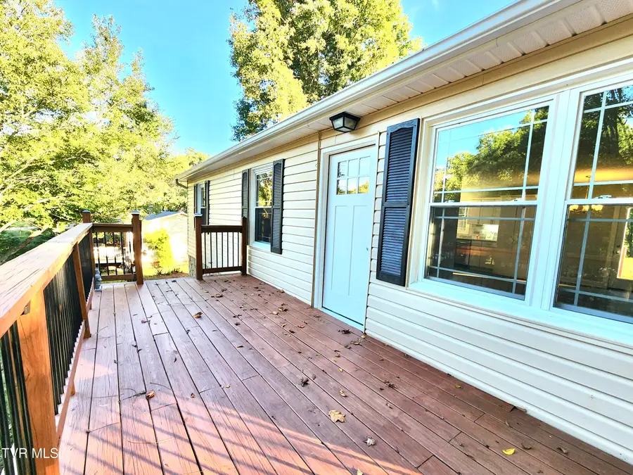 111 Woodland Circle, Jonesborough, TN 37659 - #2