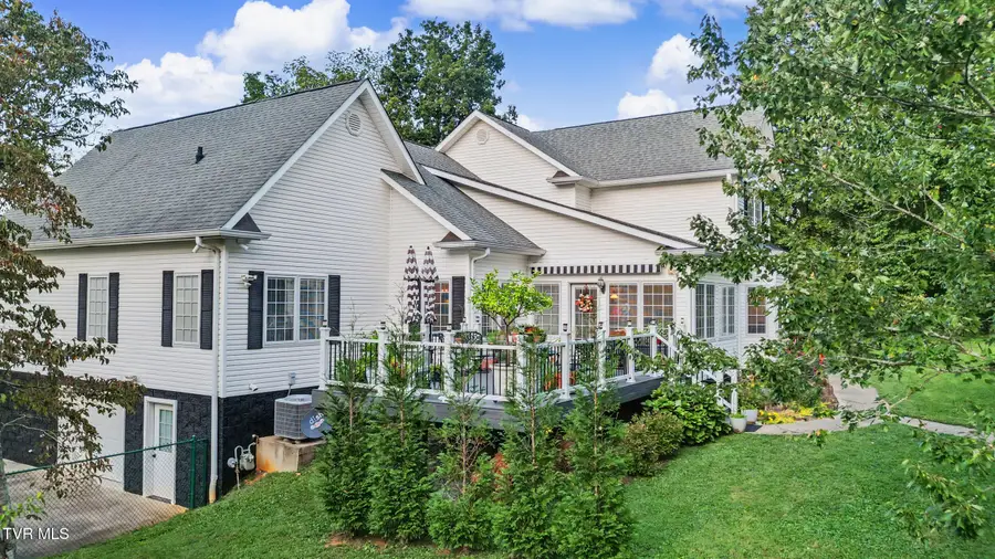 270 Sam Doak Street, Greeneville, TN 37745 - #2