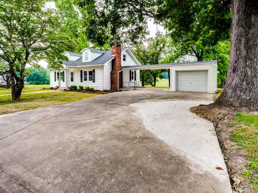 1488 Southside Road, Elizabethton, TN 37643 - #2