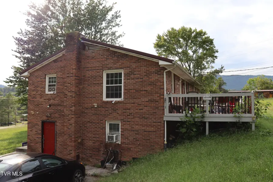 121 Daniel Christman Drive, Big Stone Gap, VA 24219 - #3