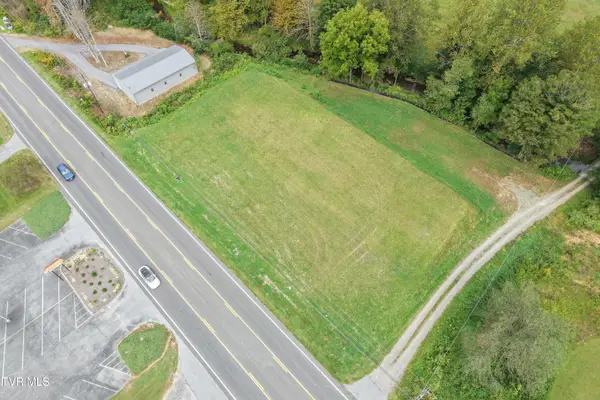 8455 Highway 19 E, Roan Mountain, TN 37687