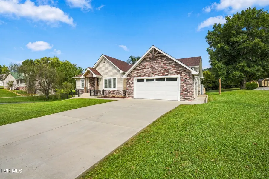 121 Carriage Lane, Blountville, TN 37617 - #2