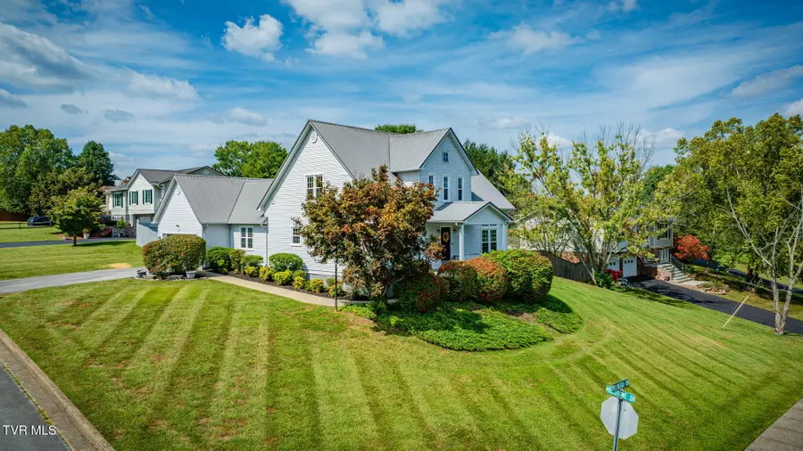 401 Millwood Drive, Johnson City, TN 37615 - #3