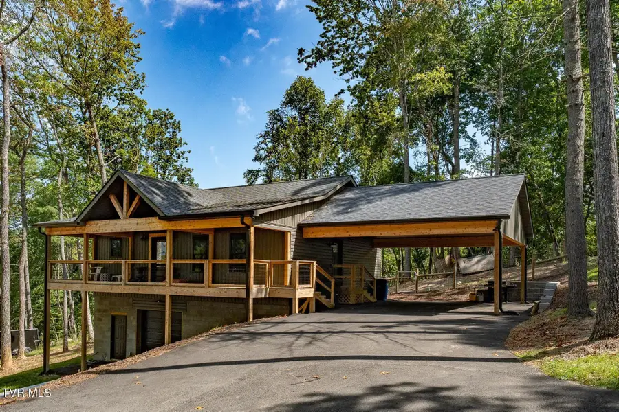 201 Poplar Street, Mountain City, TN 37683 - #2