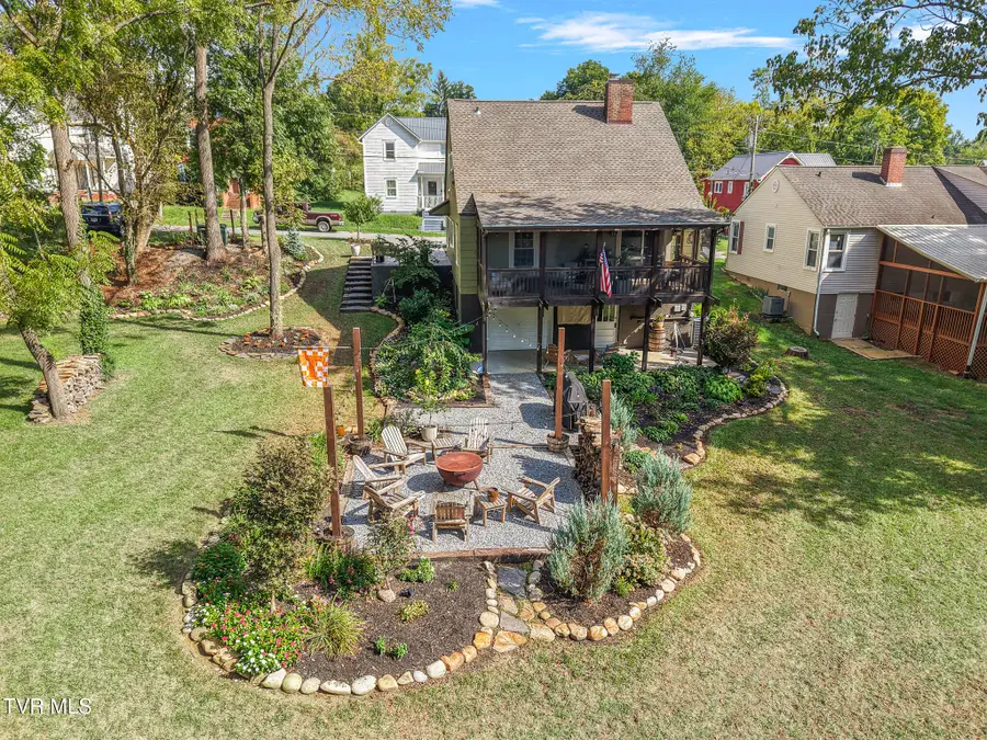 317 Oak Grove Avenue, Greeneville, TN 37745 - #3