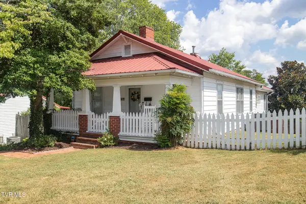 107 Peachtree Street, Johnson City, TN 37604