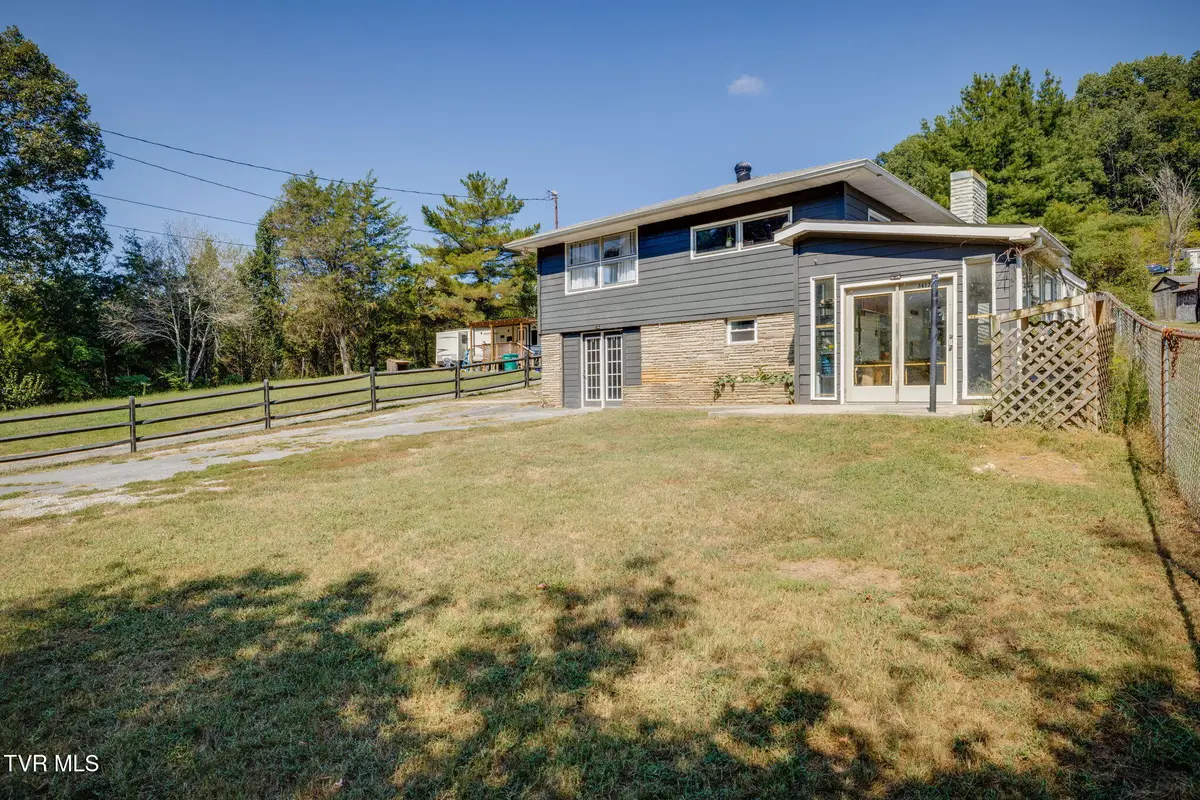 3412 Glen Alpine Road, Kingsport, TN 37660 - #1