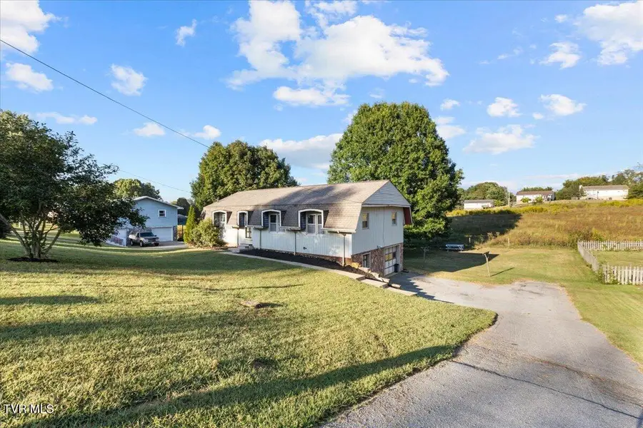 1208 Bair Vette Avenue, Johnson City, TN 37604 - #2