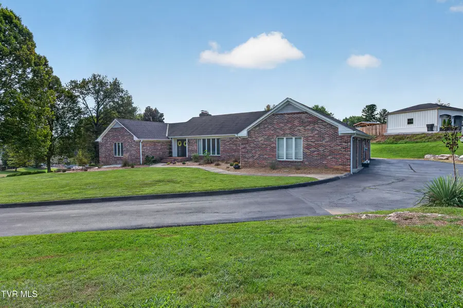 125 Pendleton Drive, Bristol, TN 37620 - #2