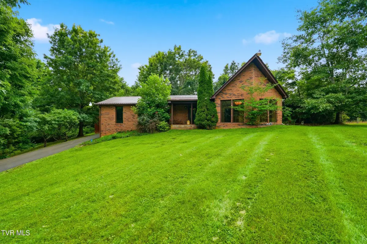 16185 Pocahontas Trail, Meadowview, VA 24361 - #1
