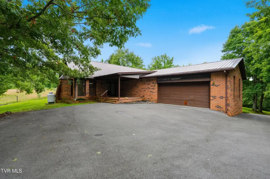 16185 Pocahontas Trail, Meadowview, VA 24361 - #3