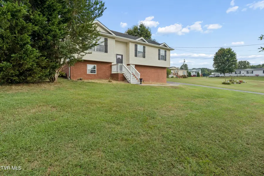 1111 Sycamore Creek Drive, Jonesborough, TN 37659 - #2