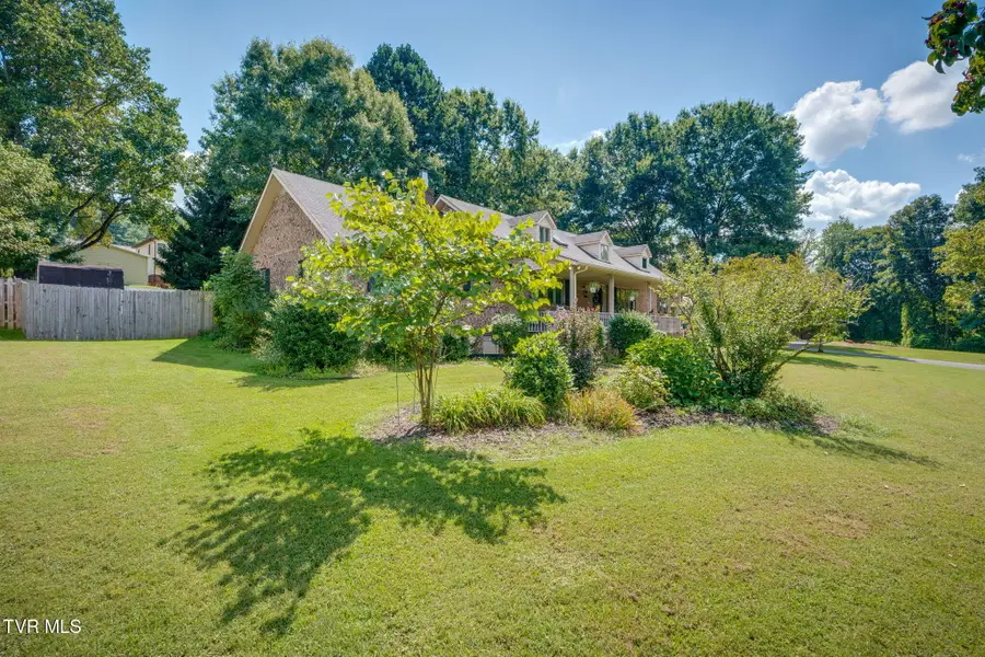 206 Spring Valley Road, Unicoi, TN 37692 - #3