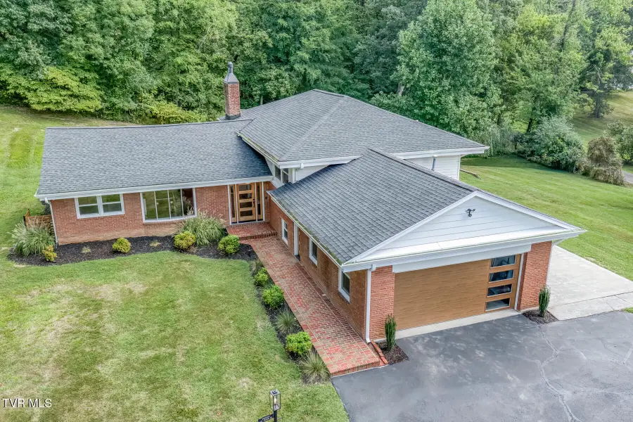 601 Orchard Road Extension, Elizabethton, TN 37643 - #3