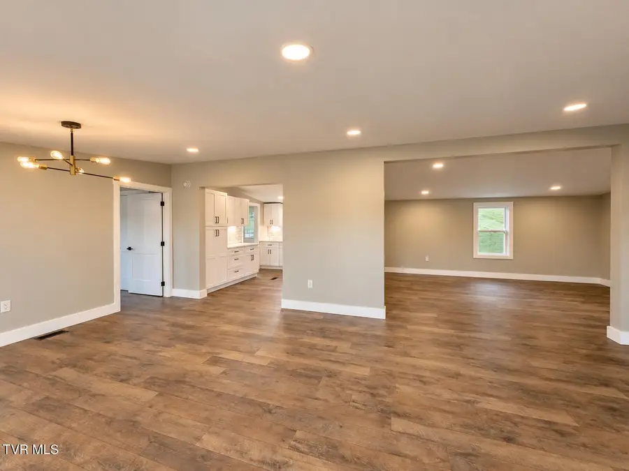 4112 Weaver Pike, Bluff City, TN 37618 - #3