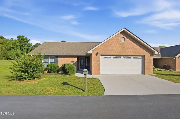 2100 Pleasant View Drive #Apt 404, Johnson City, TN 37604