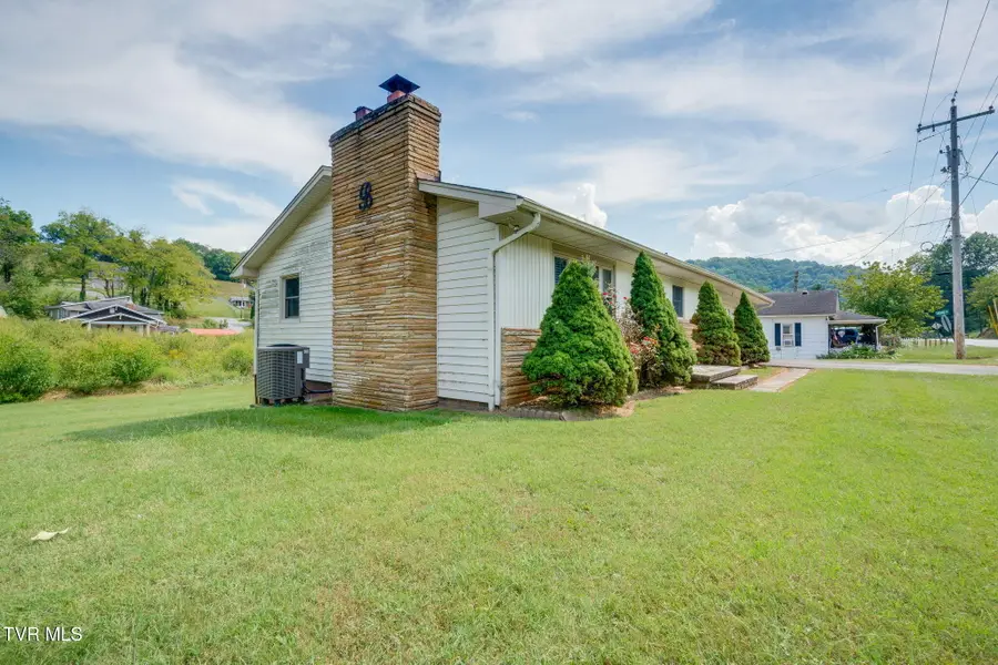 1284 Bristol Highway, Elizabethton, TN 37643 - #3