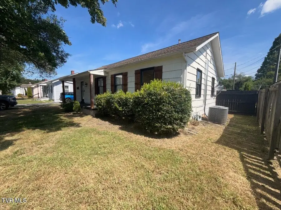1620 Hermitage Drive, Kingsport, TN 37664 - #2