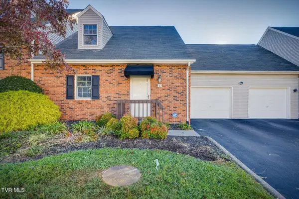 2700 Indian Ridge Road #Apt 6, Johnson City, TN 37604
