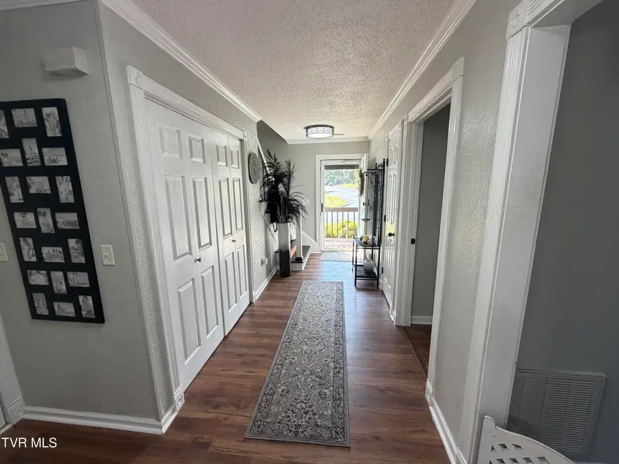 2700 Indian Ridge Road #Apt 6, Johnson City, TN 37604 - #2